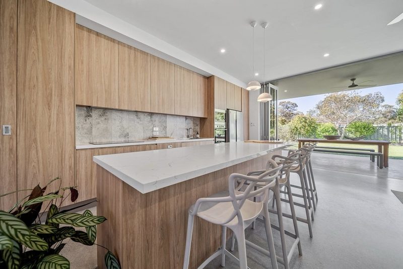 Kitchen connection to the outside.